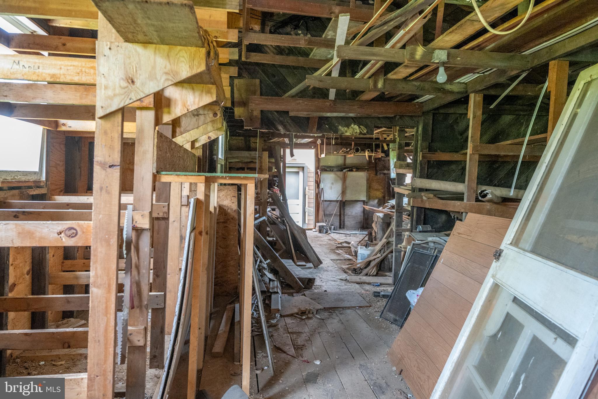 SUNNYSIDE - Residential