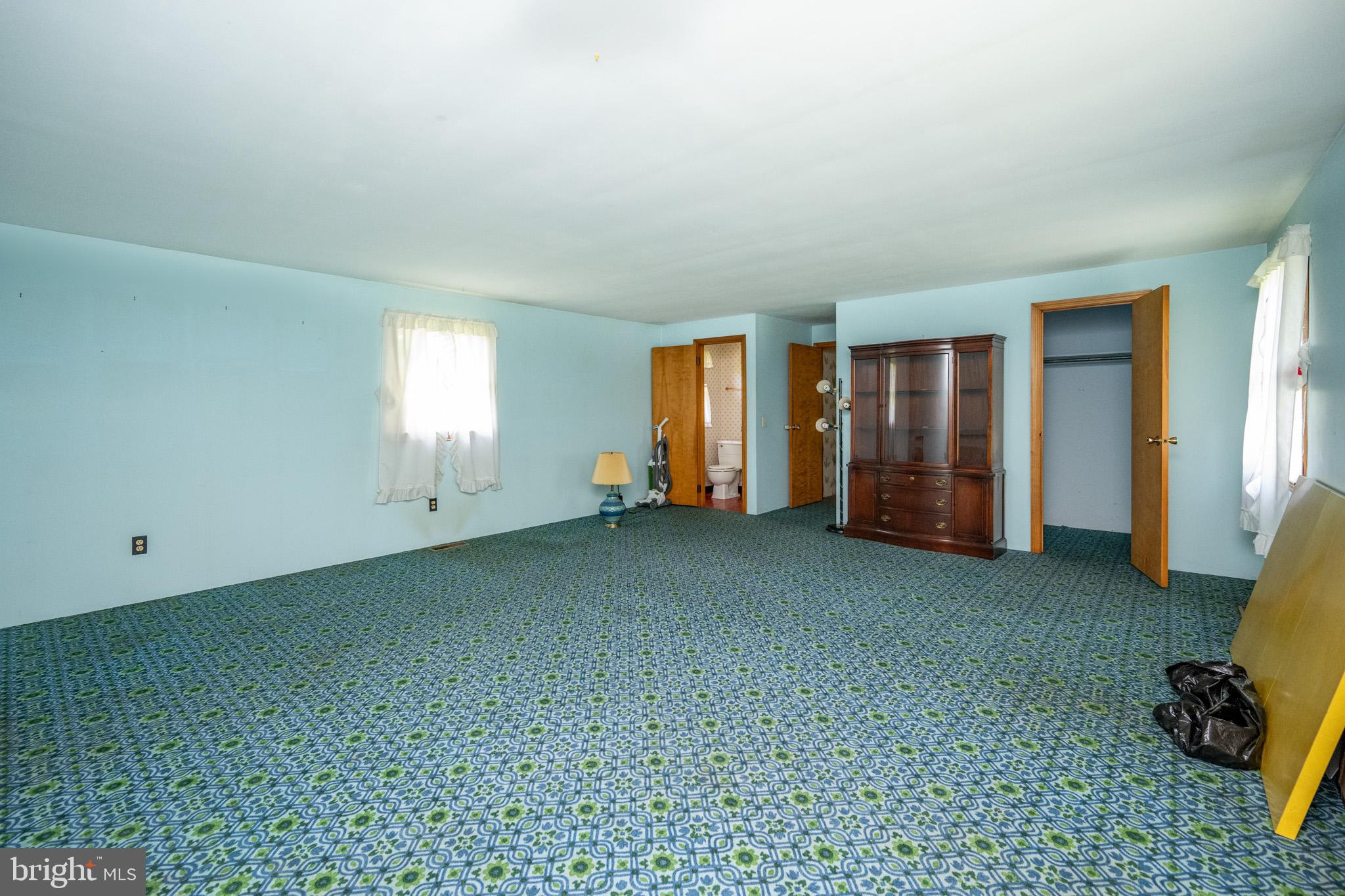 SUNNYSIDE - Residential