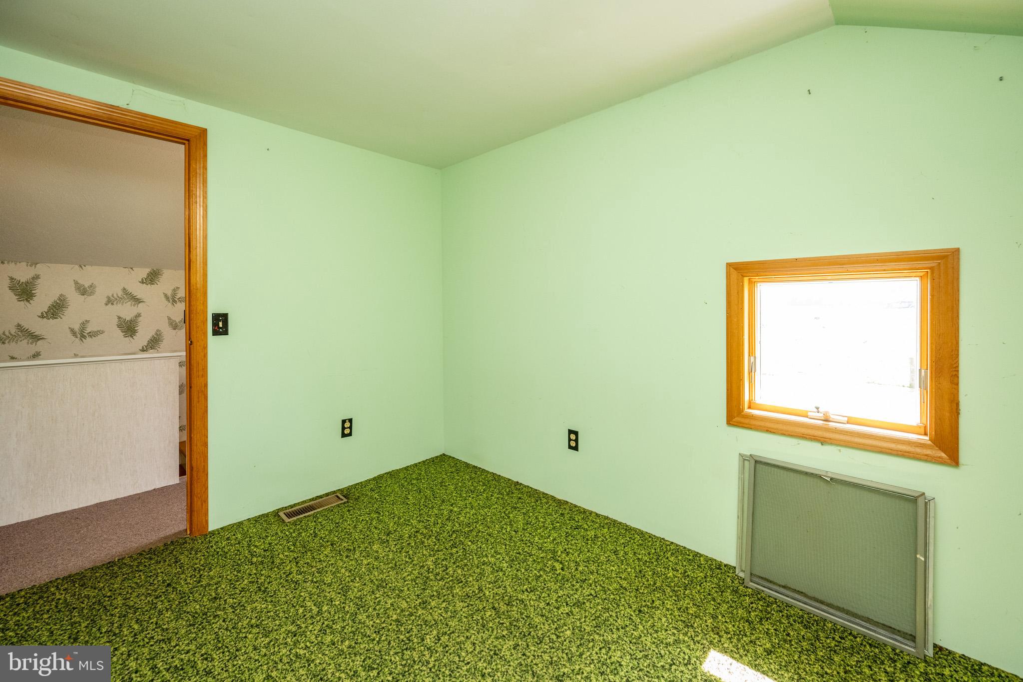 SUNNYSIDE - Residential