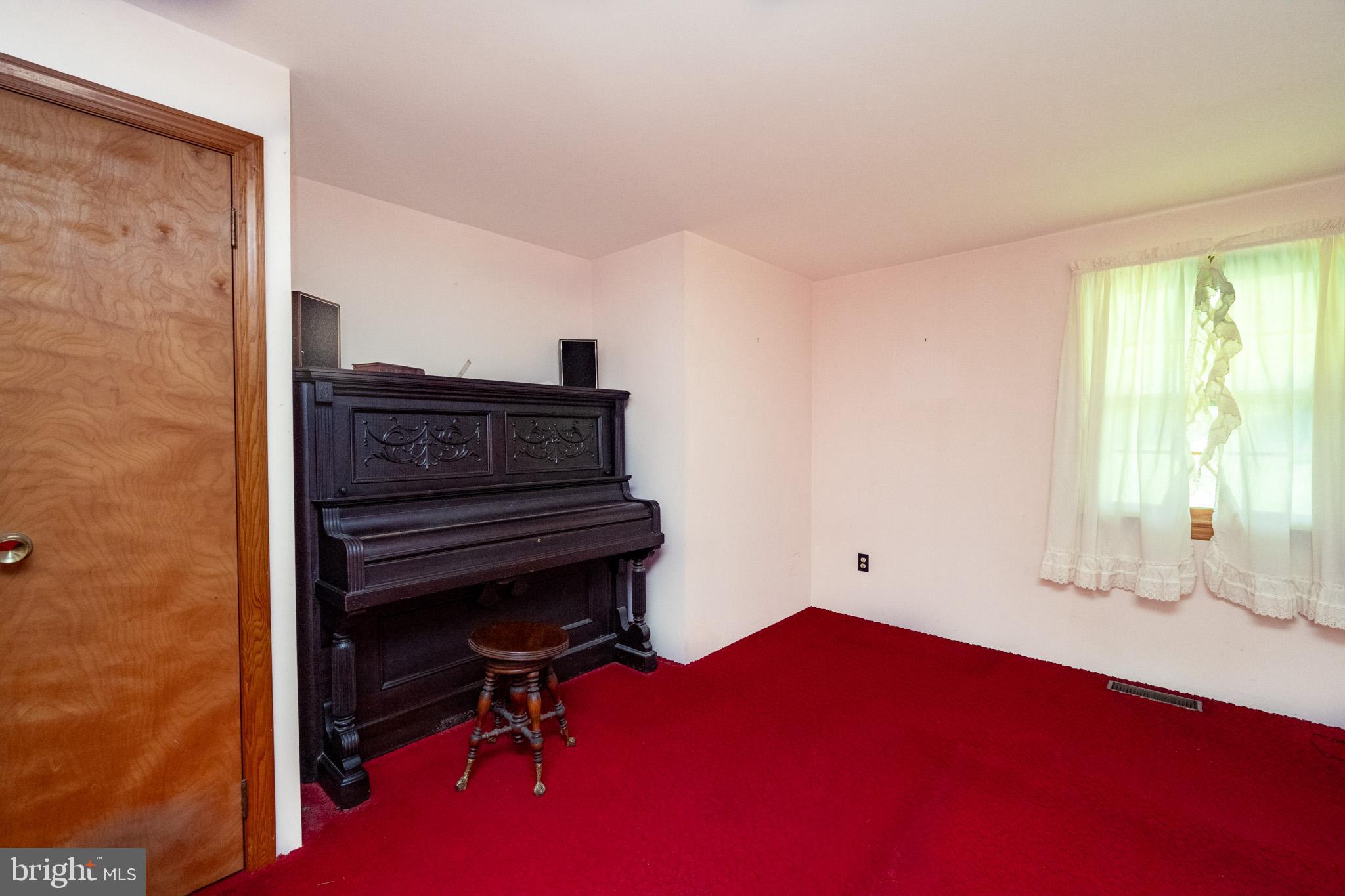 SUNNYSIDE - Residential