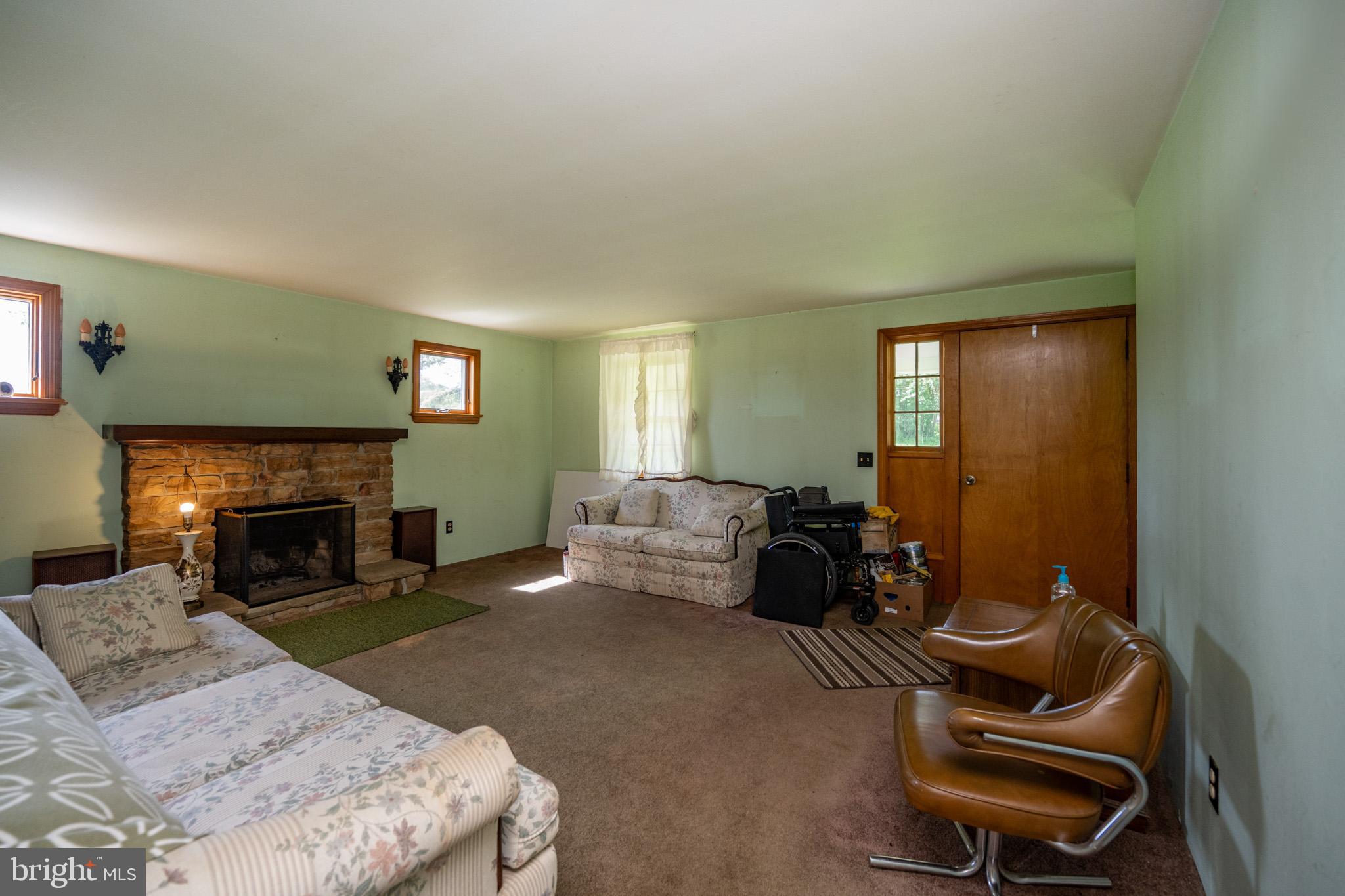 SUNNYSIDE - Residential