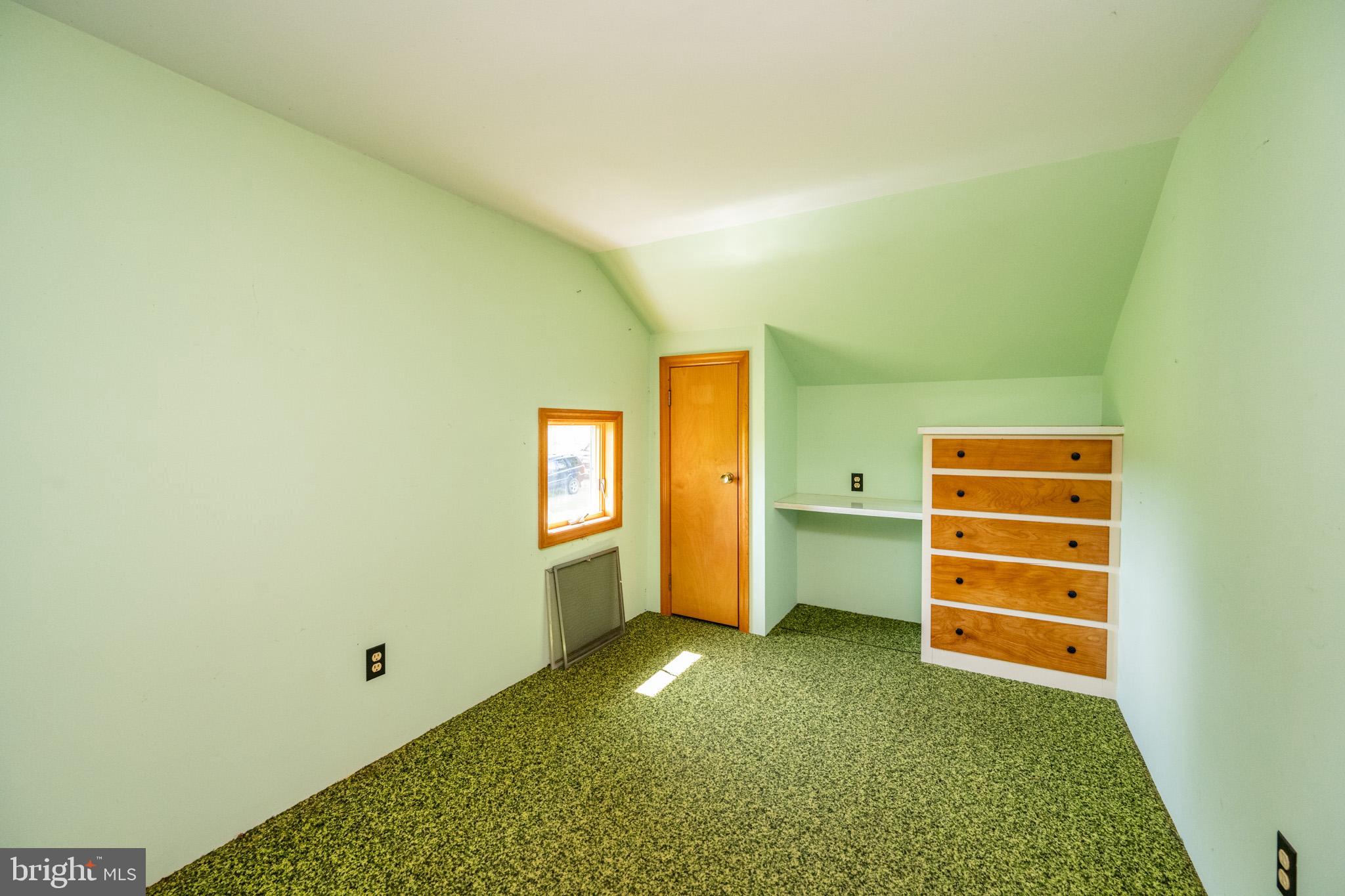 SUNNYSIDE - Residential