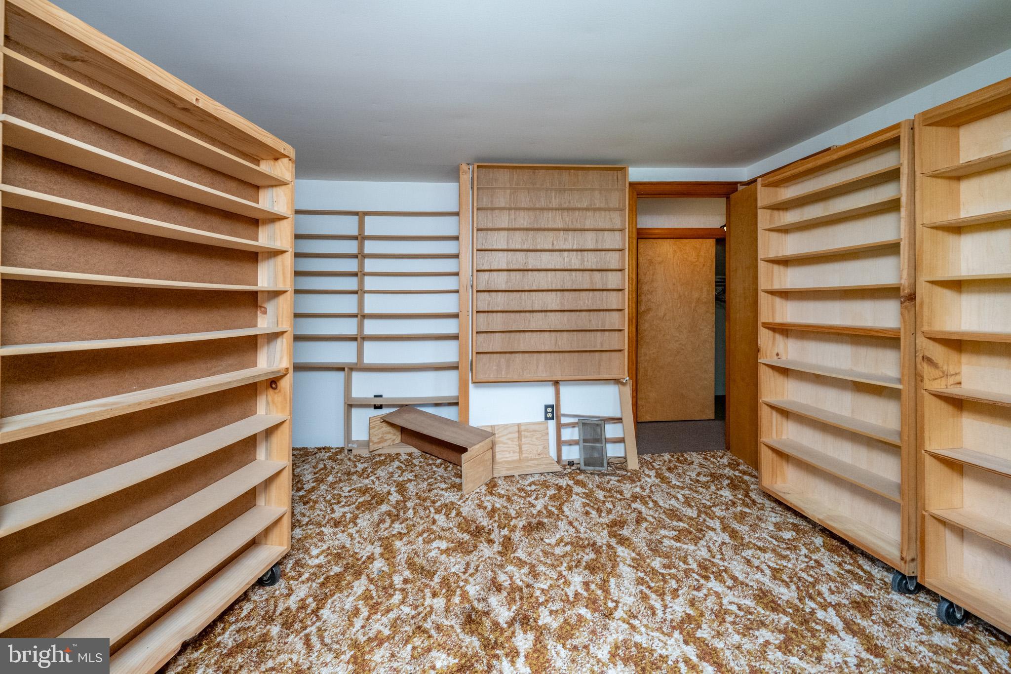 SUNNYSIDE - Residential