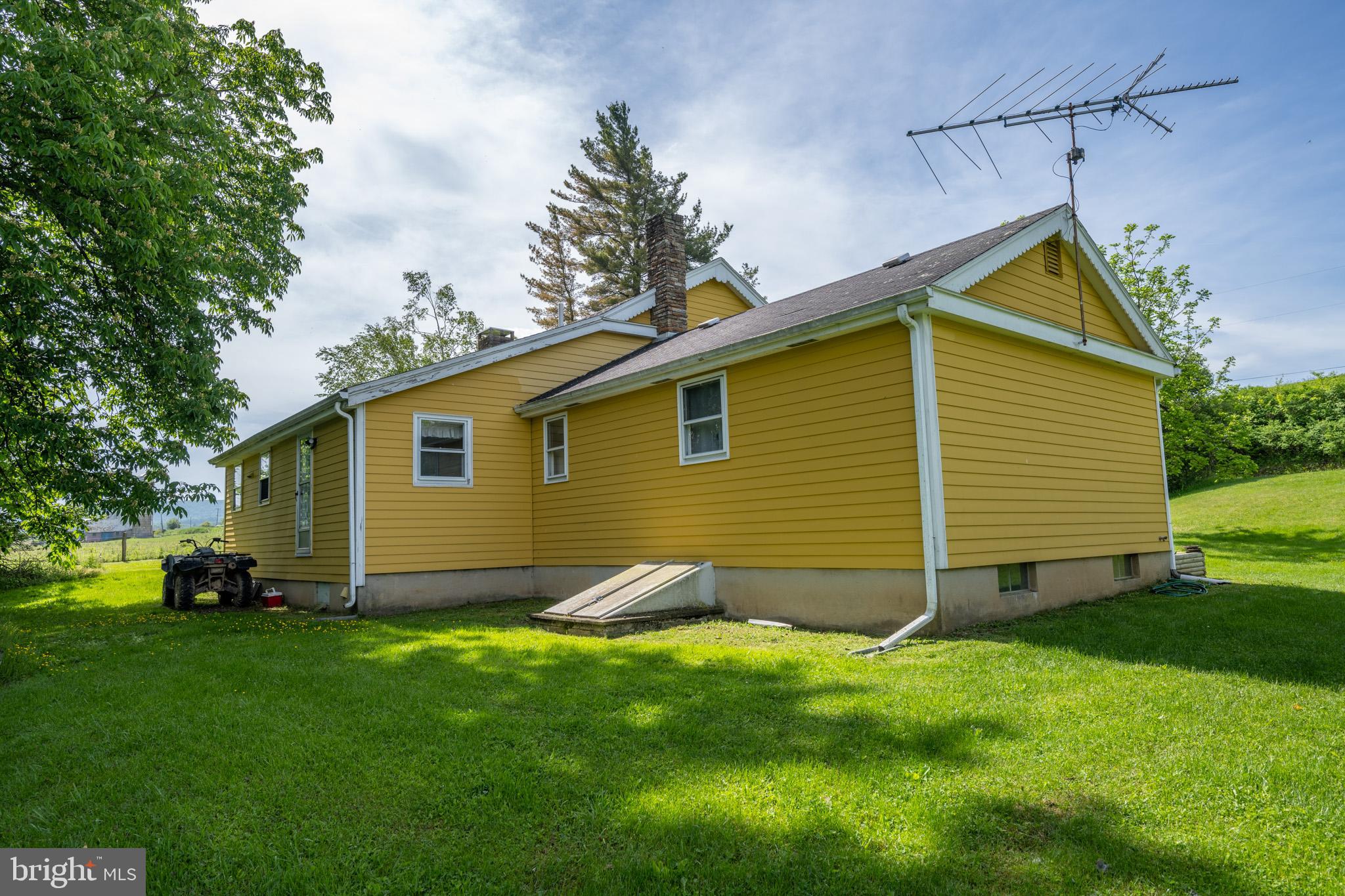 SUNNYSIDE - Residential