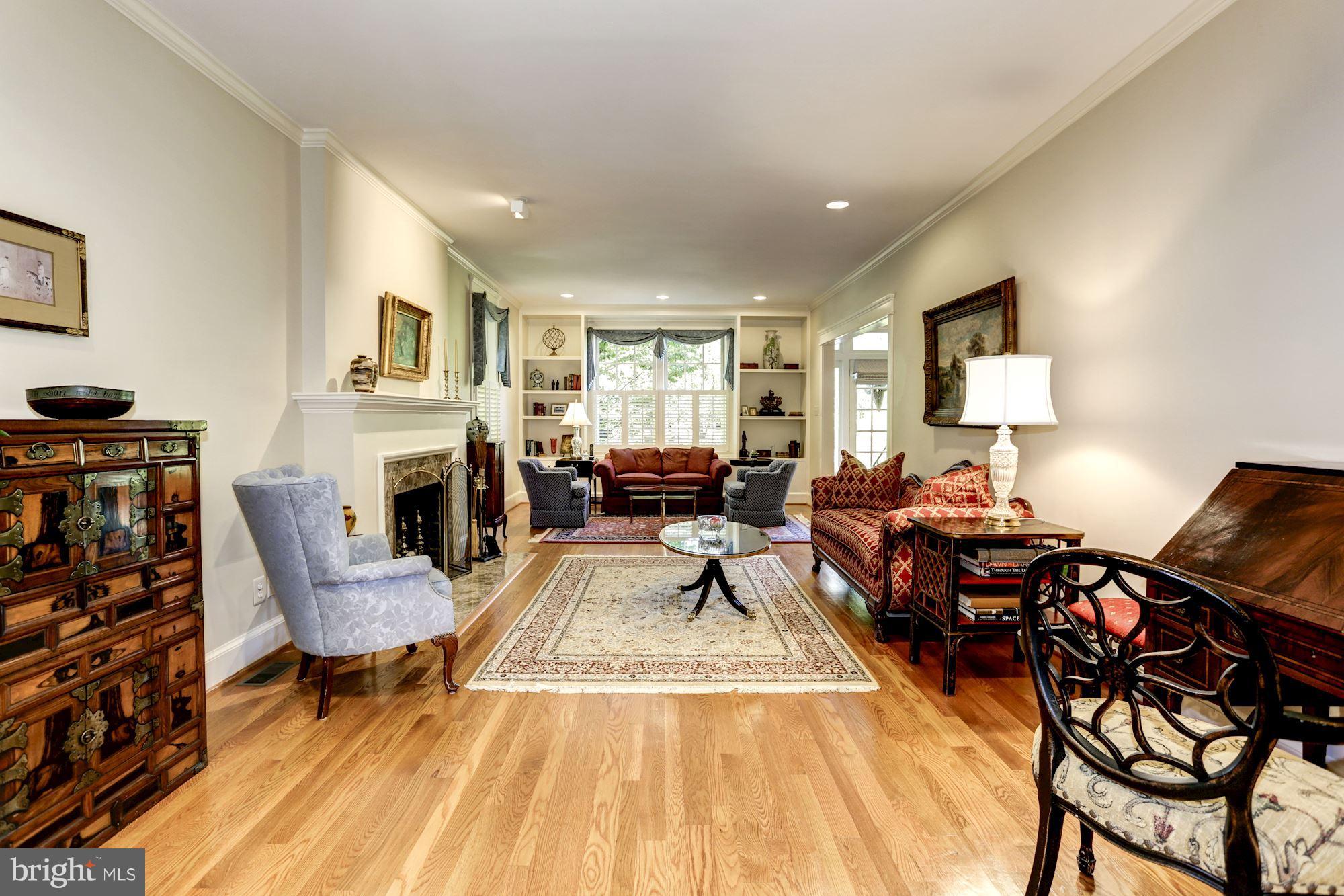 CHEVY CHASE - Residential