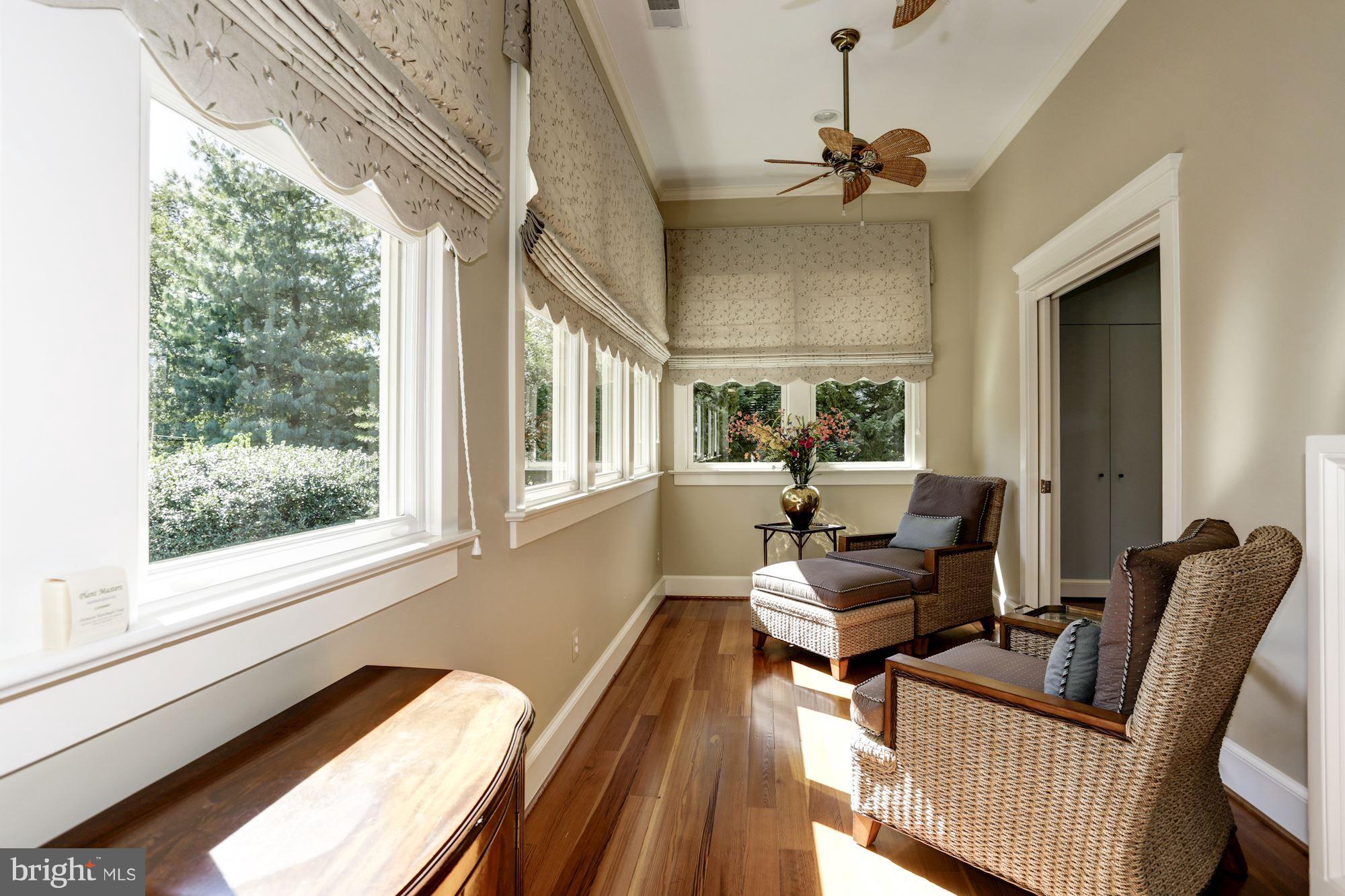 CHEVY CHASE - Residential