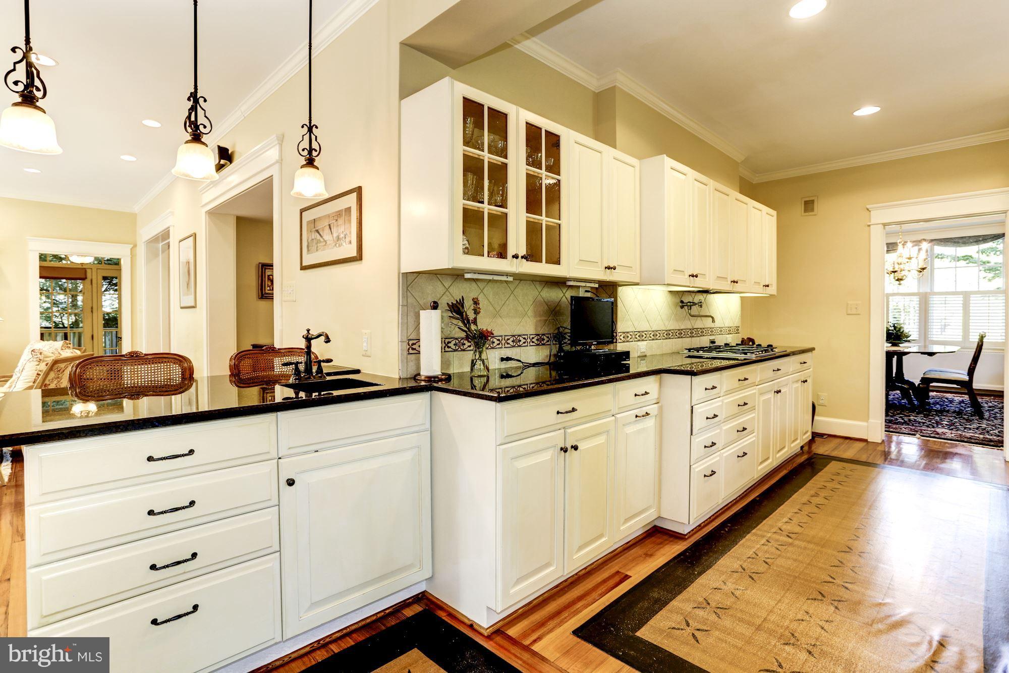 CHEVY CHASE - Residential