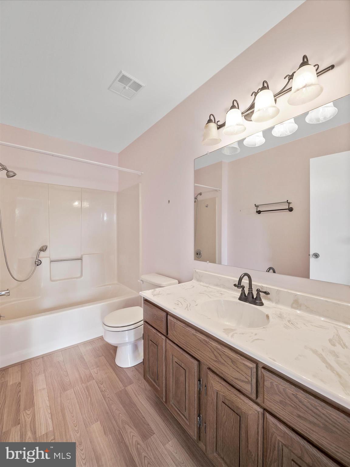 TOWNE OAK VILLAGE - Residential