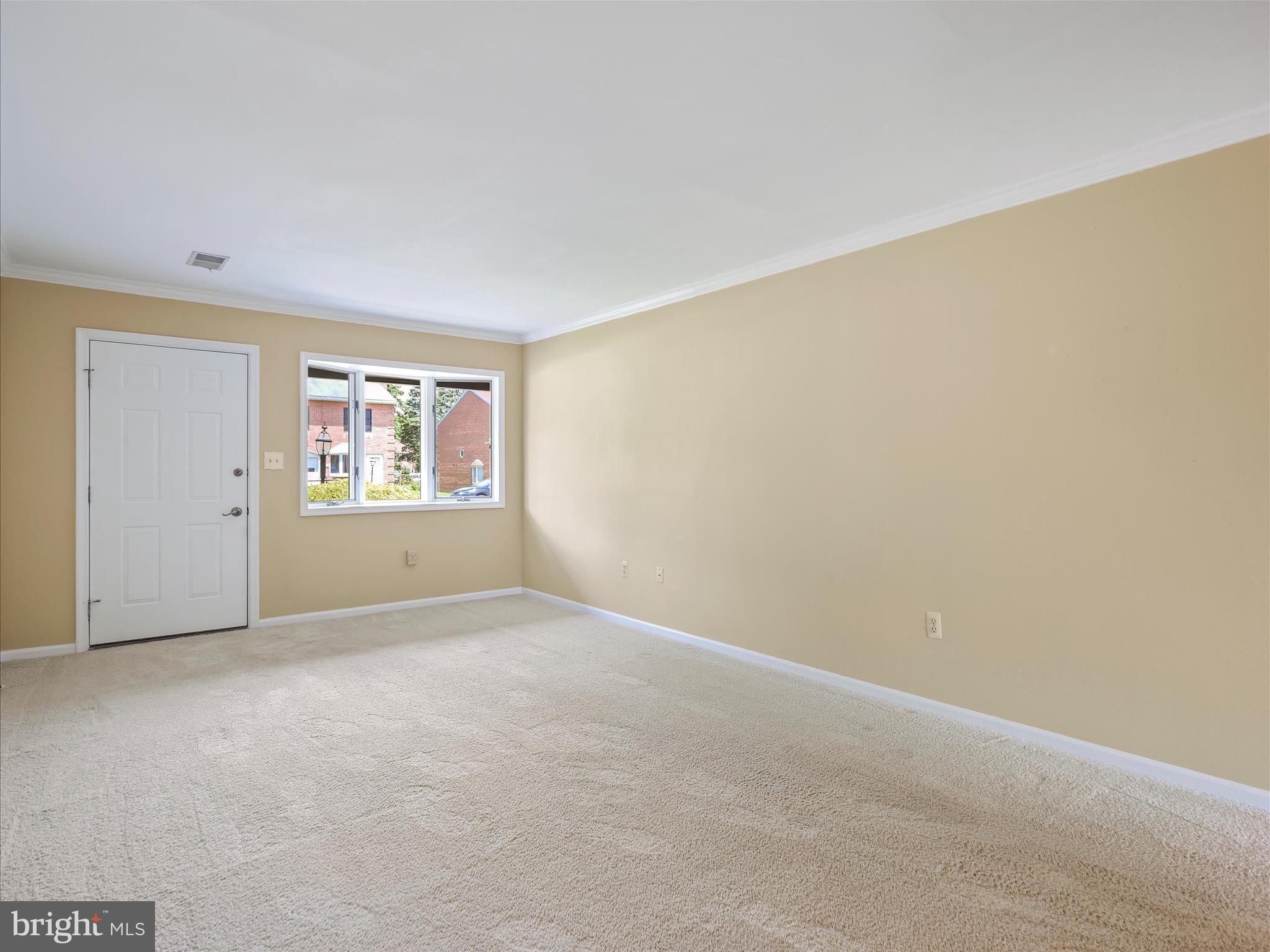 TOWNE OAK VILLAGE - Residential