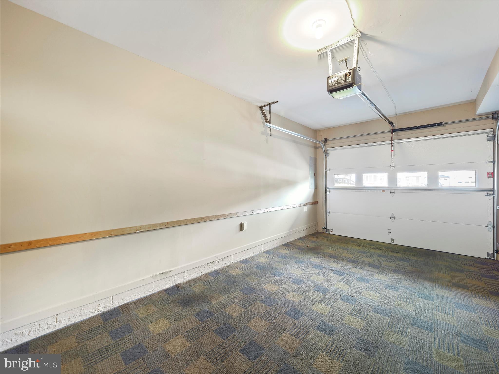 TOWNE OAK VILLAGE - Residential