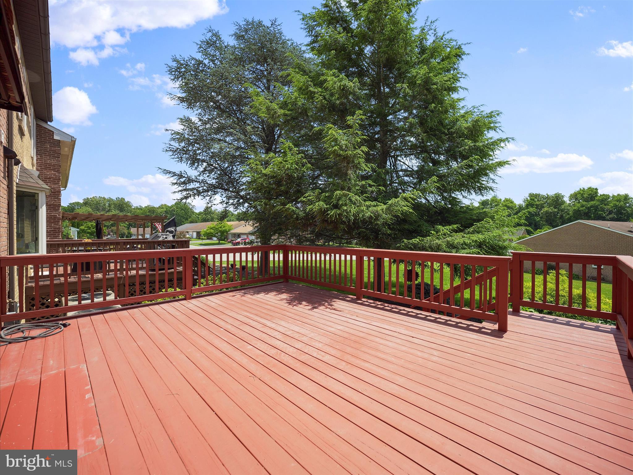 TOWNE OAK VILLAGE - Residential