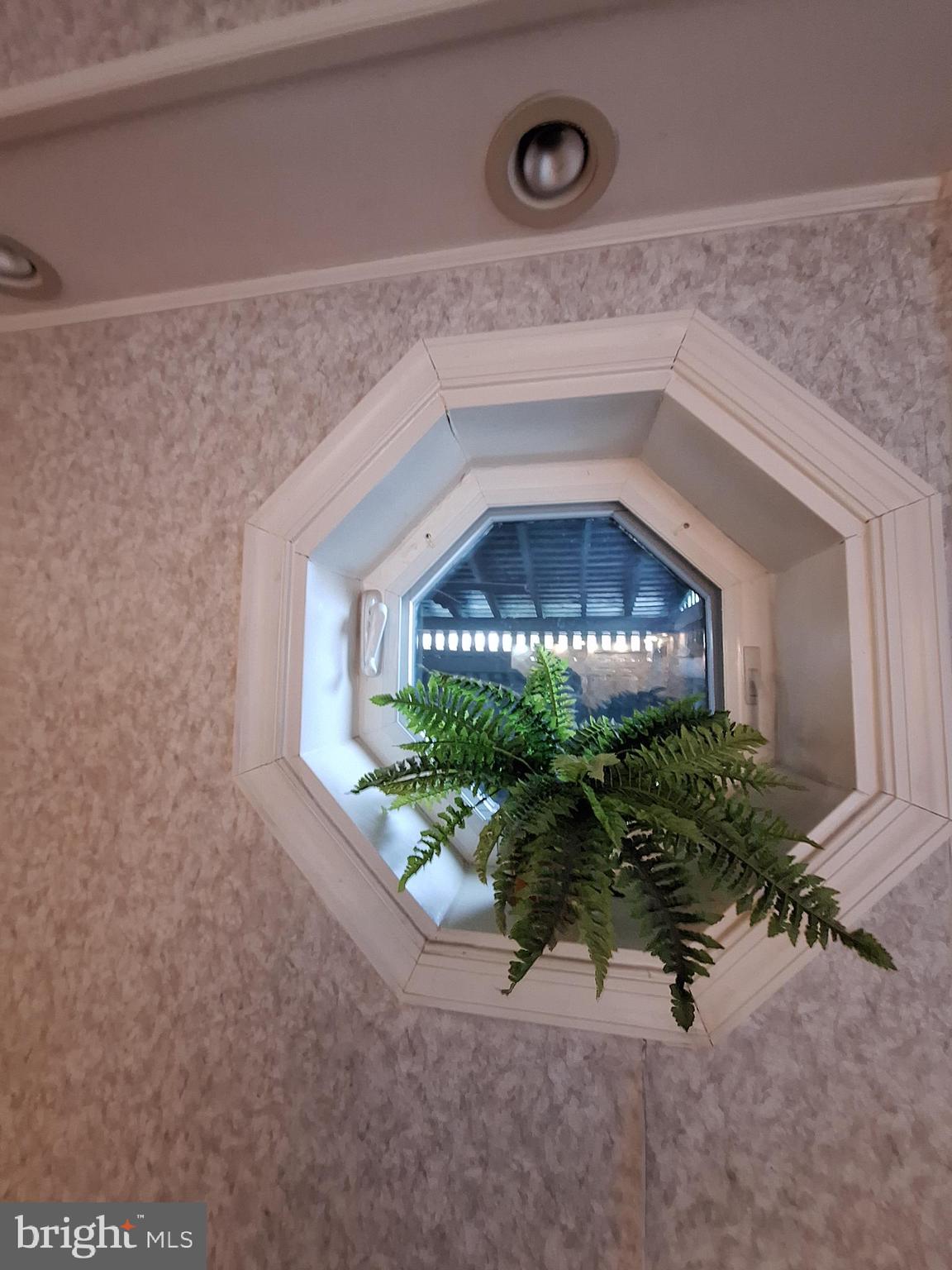 WHITPAIN HILLS - Residential