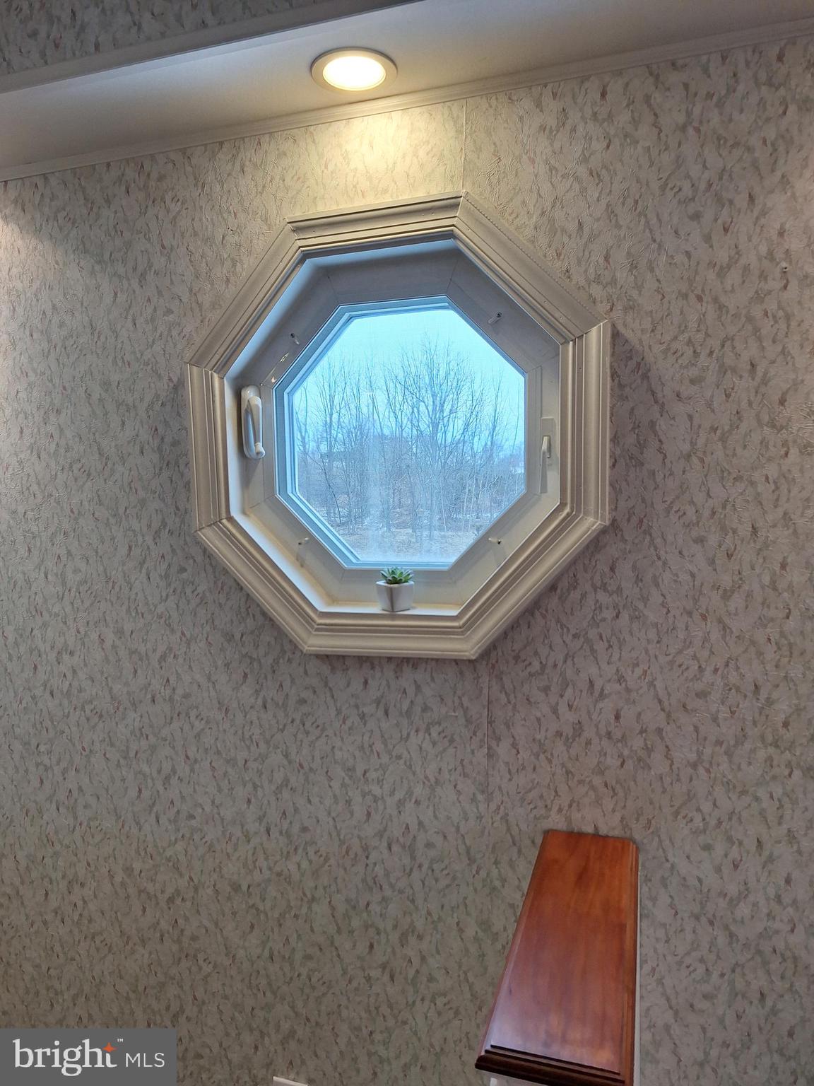 WHITPAIN HILLS - Residential