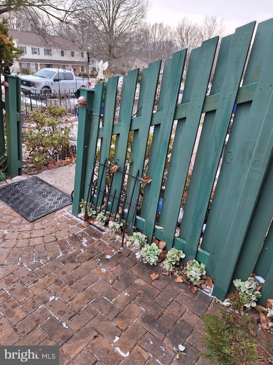 WHITPAIN HILLS - Residential