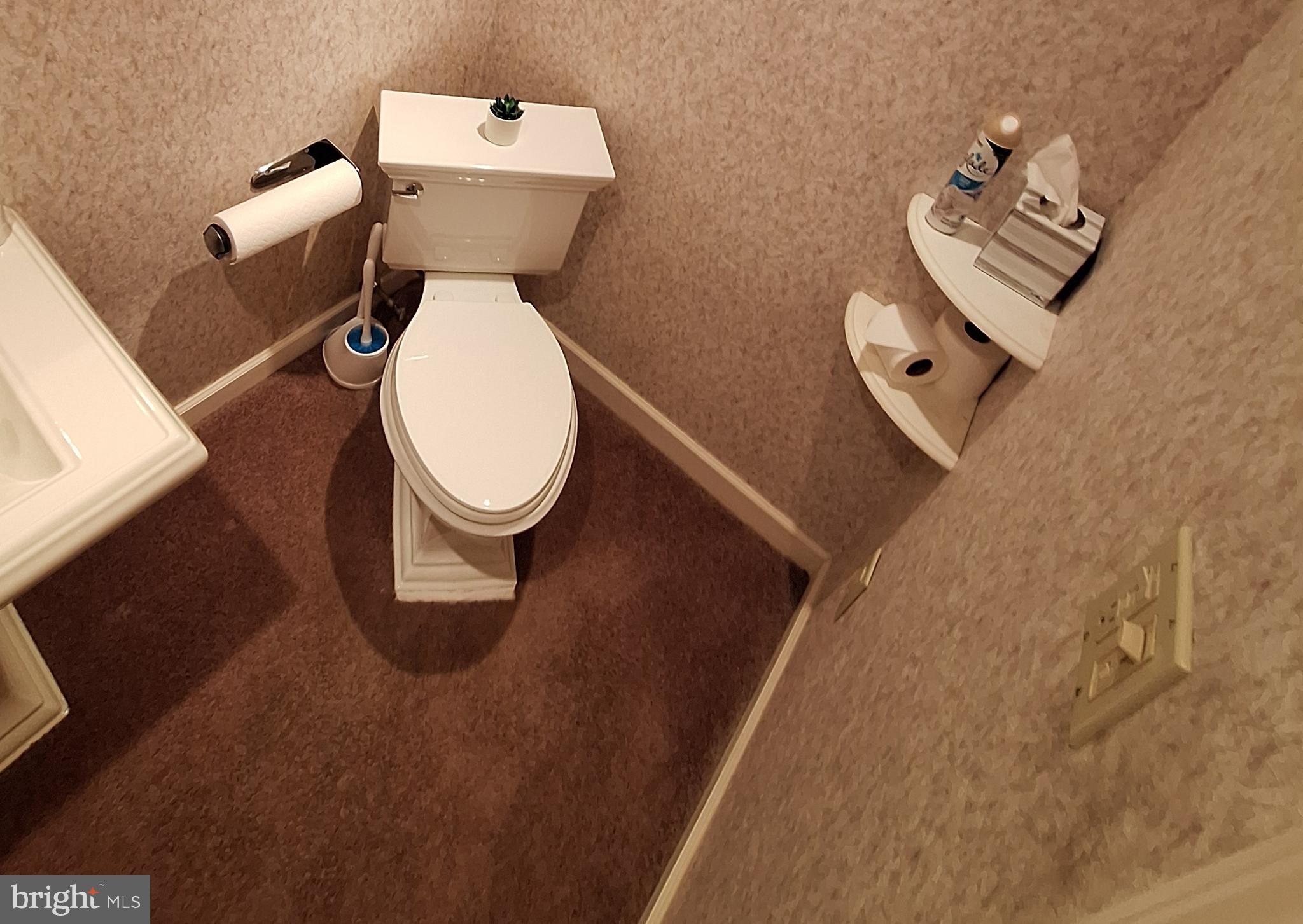 WHITPAIN HILLS - Residential