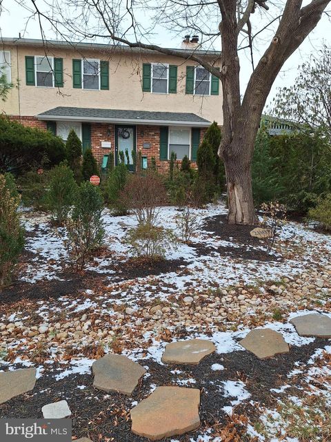 2008 WHITPAIN HILLS BLUE BELL PA 19422