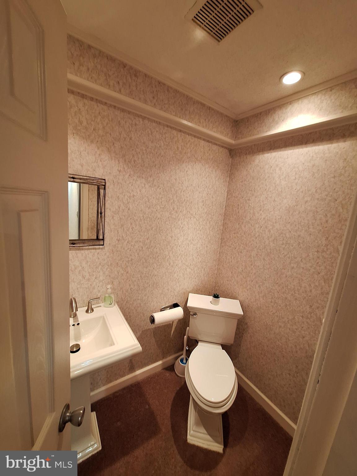 WHITPAIN HILLS - Residential