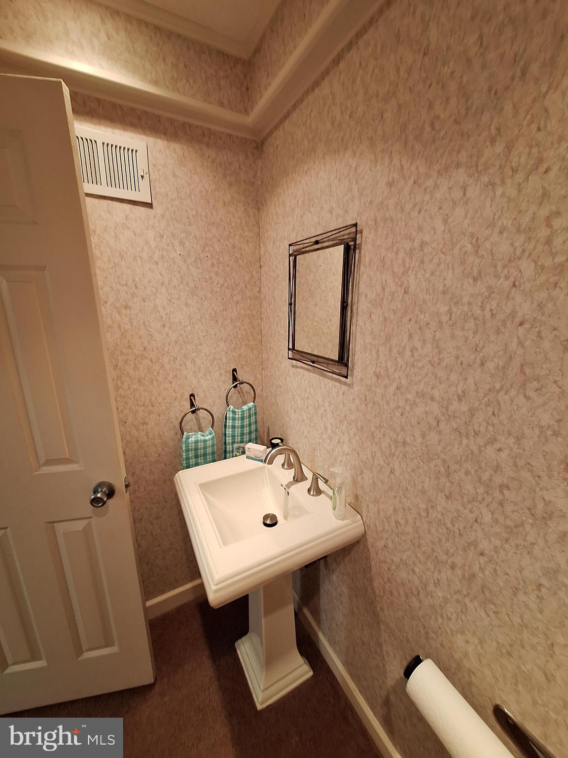 WHITPAIN HILLS - Residential