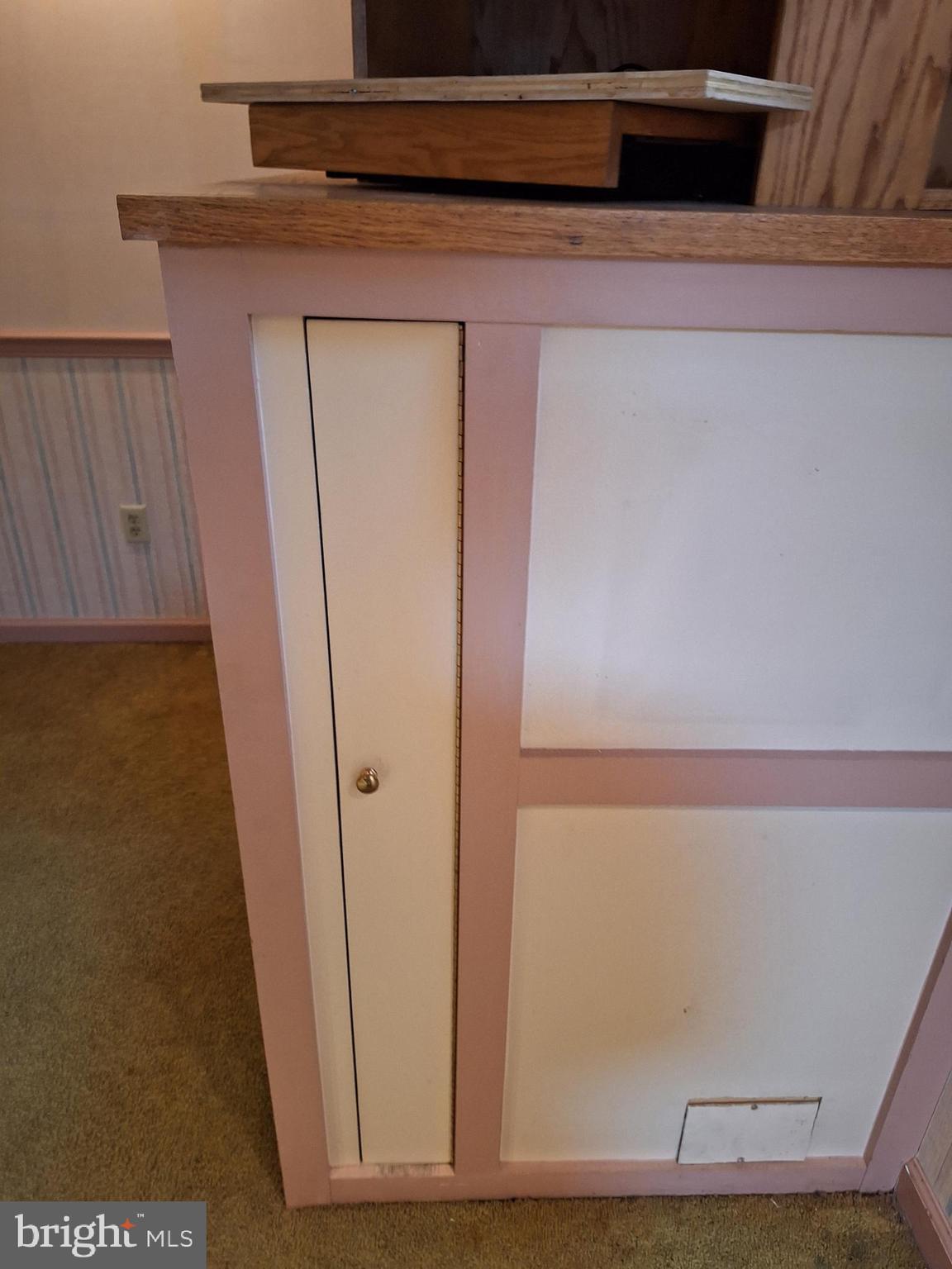 WHITPAIN HILLS - Residential