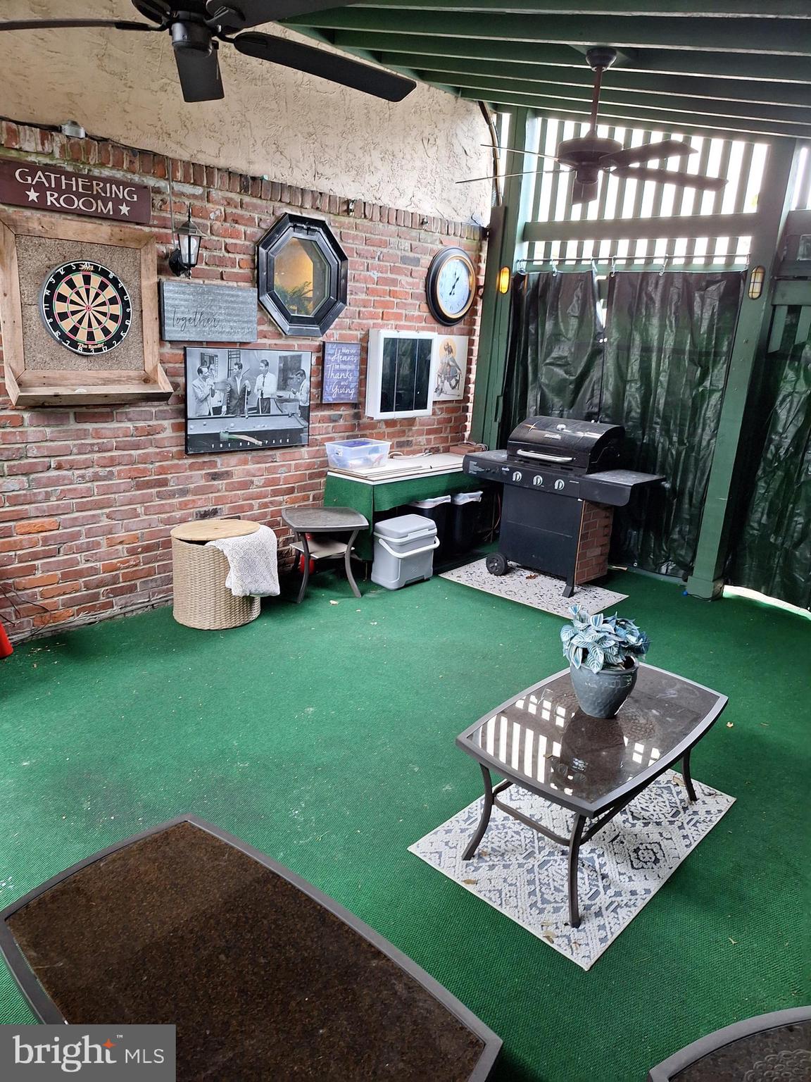 WHITPAIN HILLS - Residential