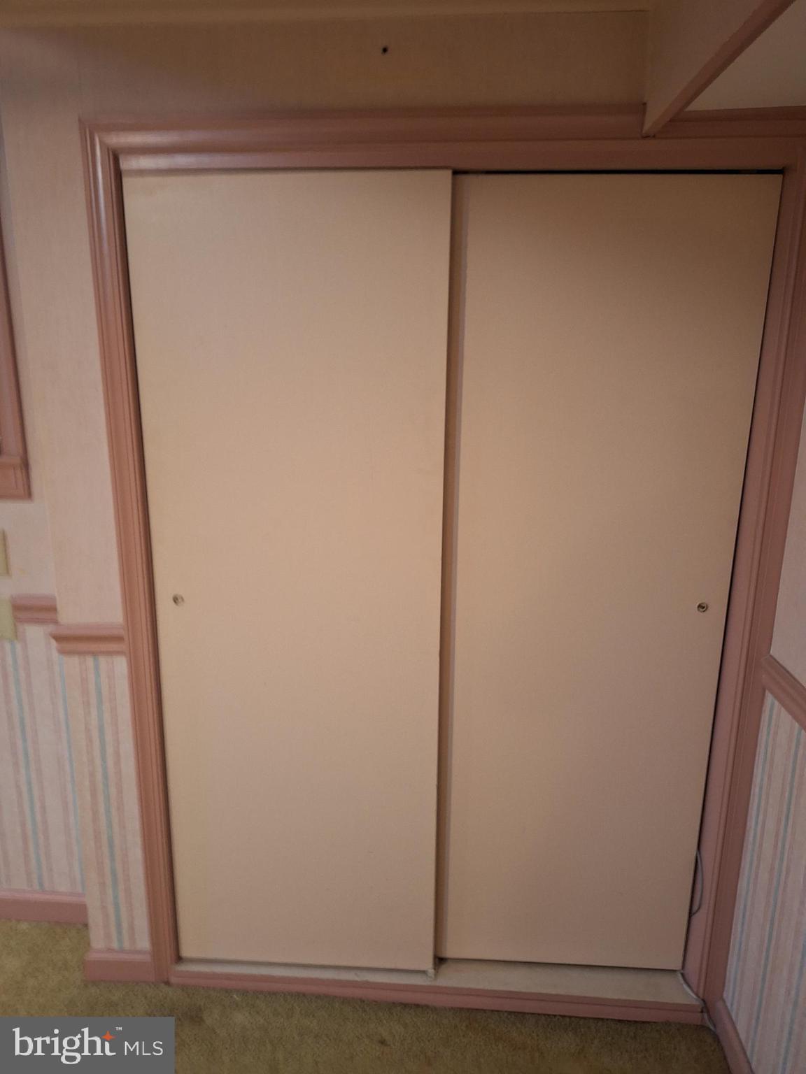 WHITPAIN HILLS - Residential