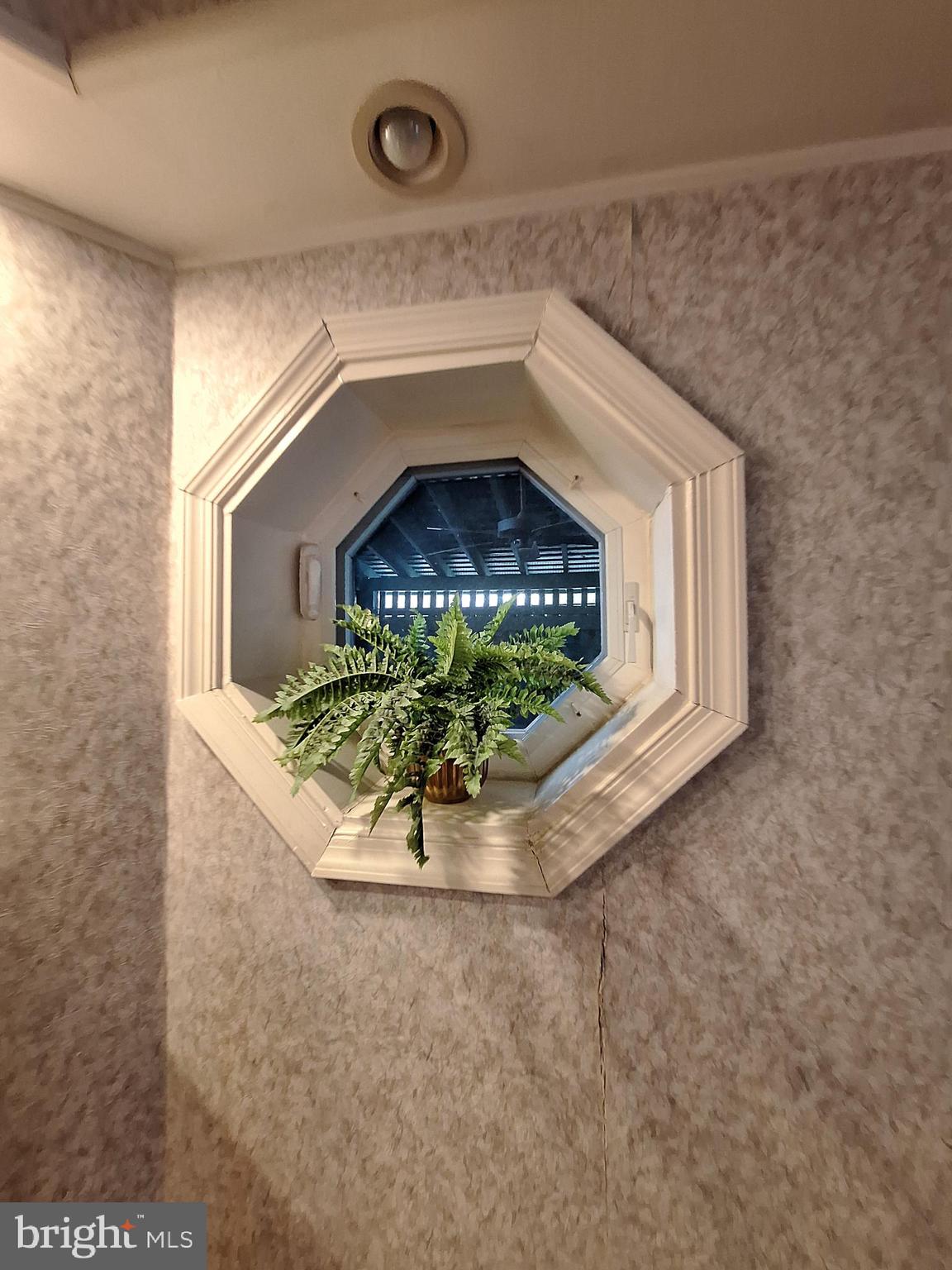 WHITPAIN HILLS - Residential