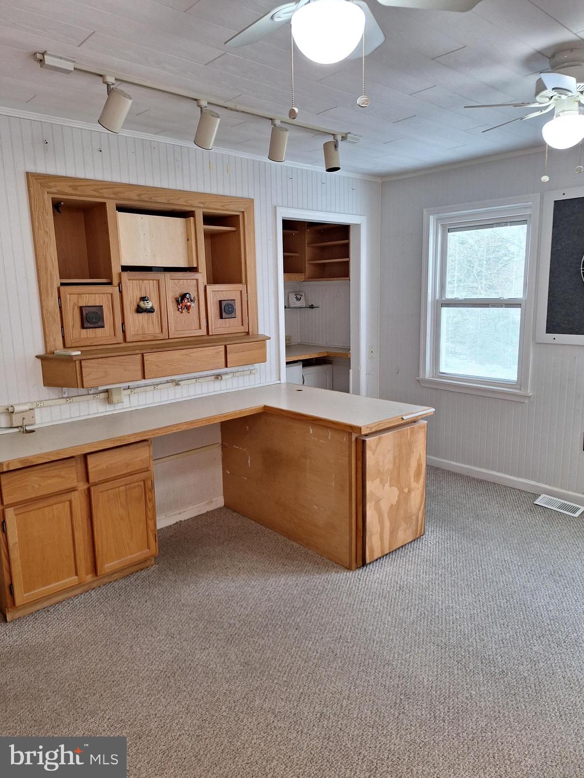 WHITPAIN HILLS - Residential