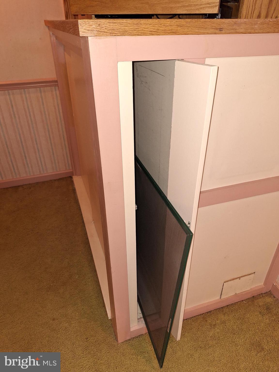 WHITPAIN HILLS - Residential