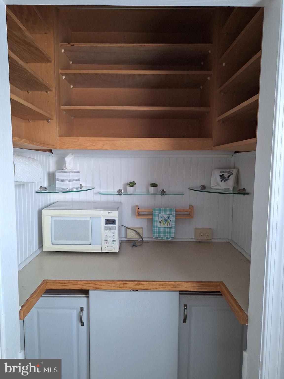 WHITPAIN HILLS - Residential