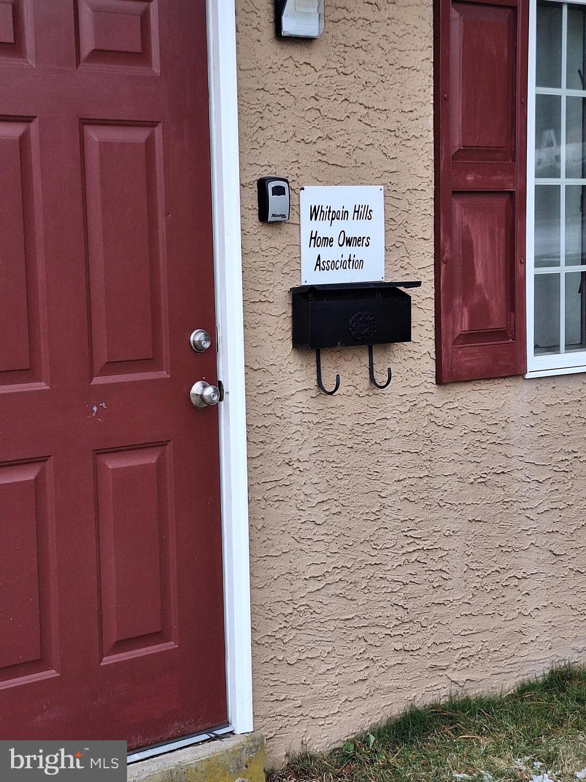 WHITPAIN HILLS - Residential