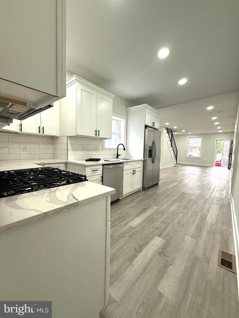 7252 HEGERMAN STREET PHILADELPHIA PA 19135