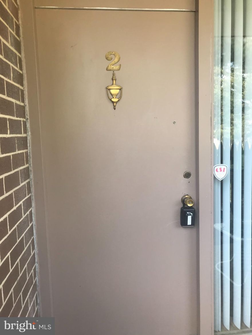 Don't miss this spacious one bedroom, street level condo with its own private entrance,  and patio. Freshly painted, new LVP floors, carpet and updated kitchen. All utilities included in condo fee!  Handy assigned parking spot is very close (#221).   Super convenient location with quick access to public transit, shopping and major roads.