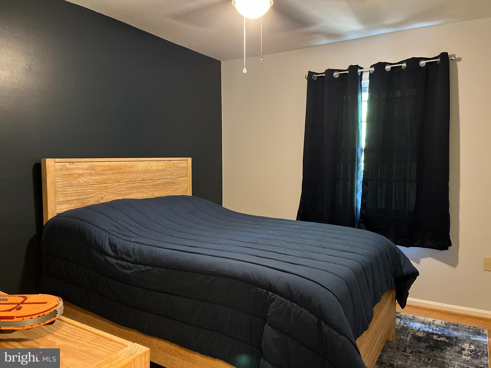 SARATOGA TOWNHOUSES - Residential Lease