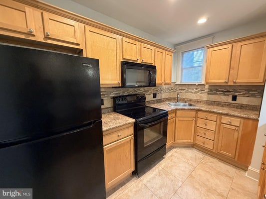 6250 ERDRICK ST # 2, PHILADELPHIA, PA 19135 - Image 62a5498f8d856b83a8be3ab05586feb5/339272009