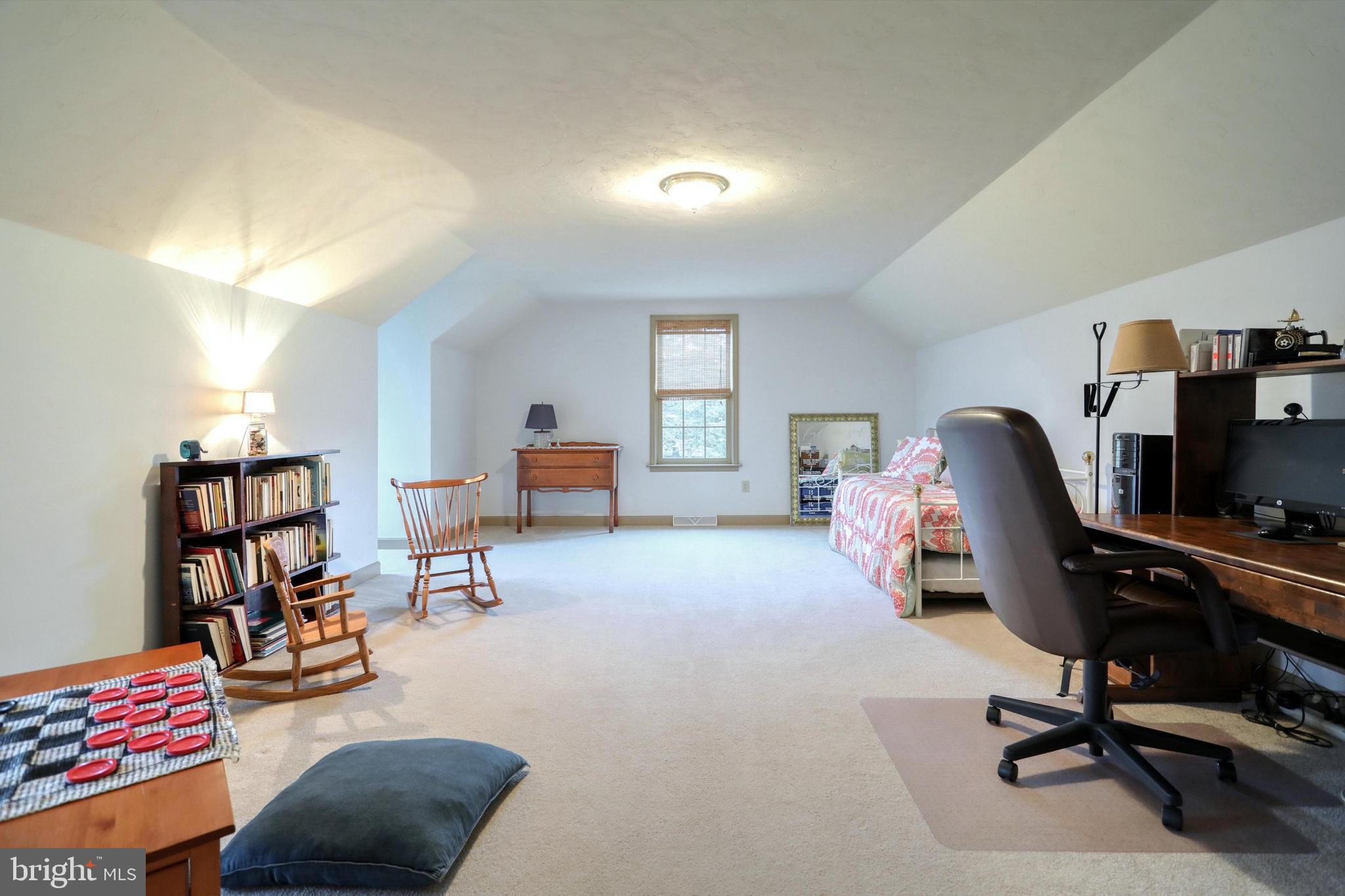 YORK TWP - Residential