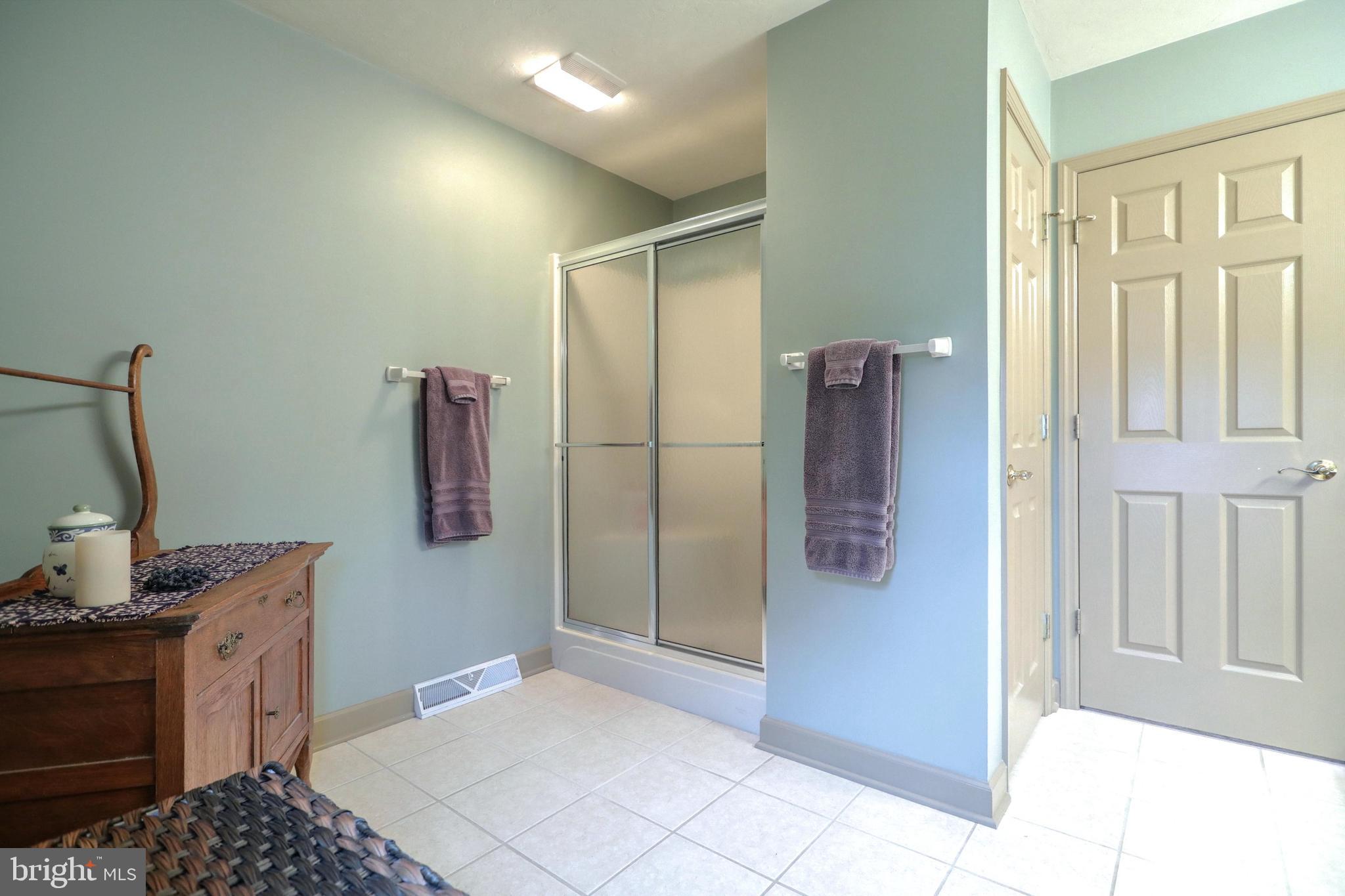 YORK TWP - Residential