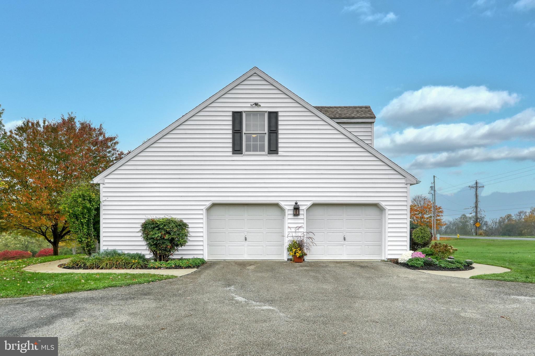 YORK TWP - Residential