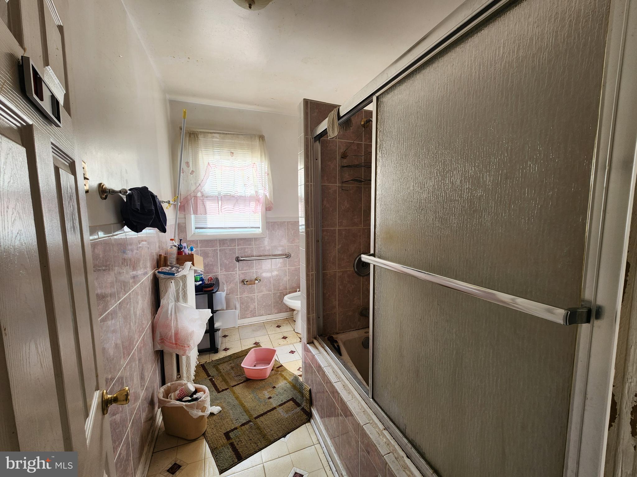 EAST BALTIMORE MIDWAY - Residential