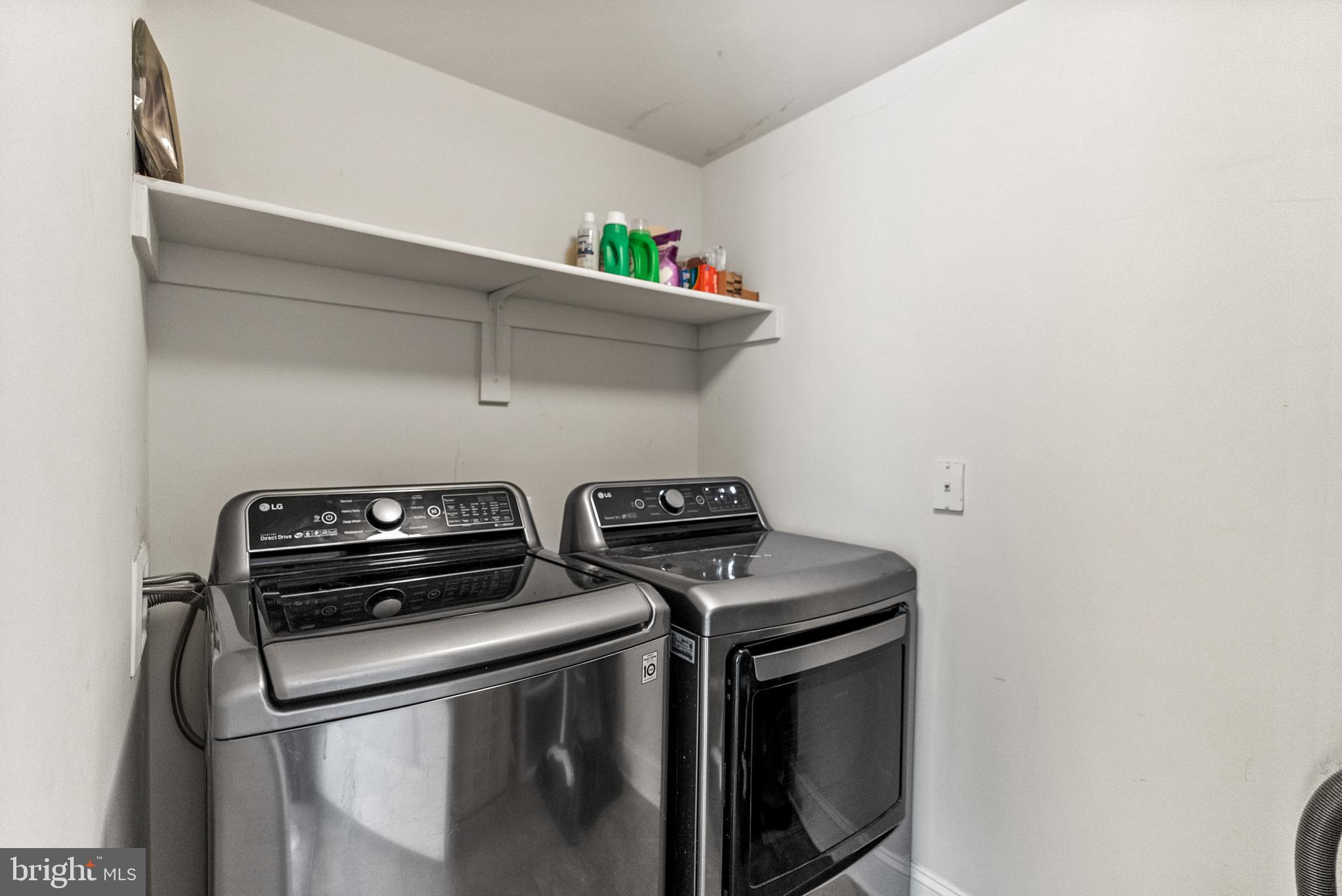 POTOMAC CLUB - Residential