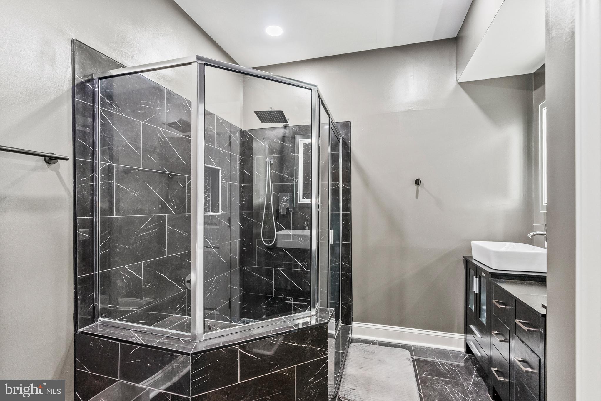 POTOMAC CLUB - Residential