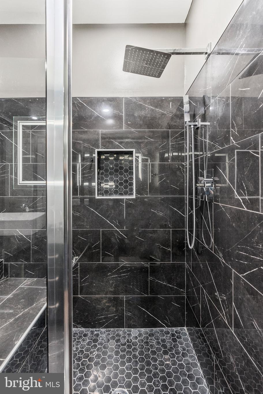 POTOMAC CLUB - Residential