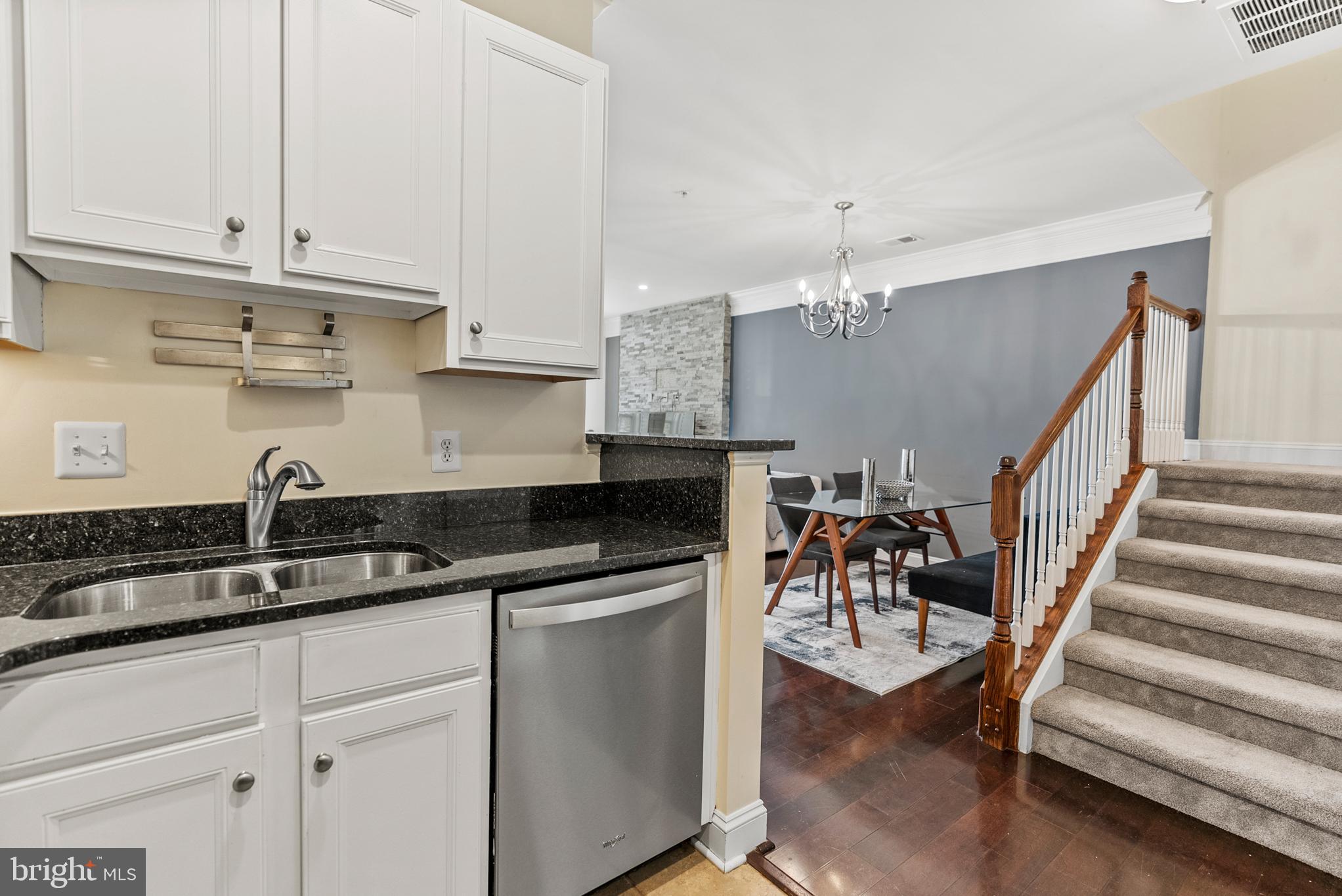 POTOMAC CLUB - Residential