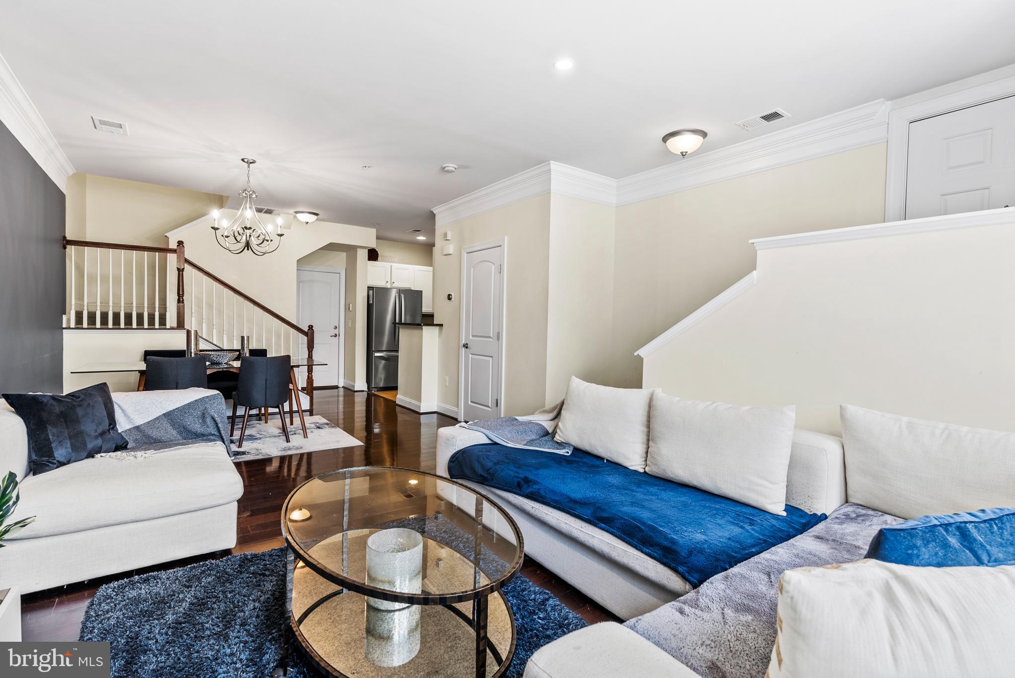 POTOMAC CLUB - Residential