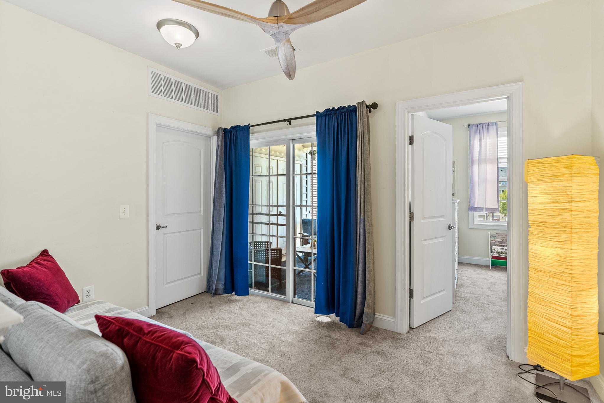 POTOMAC CLUB - Residential