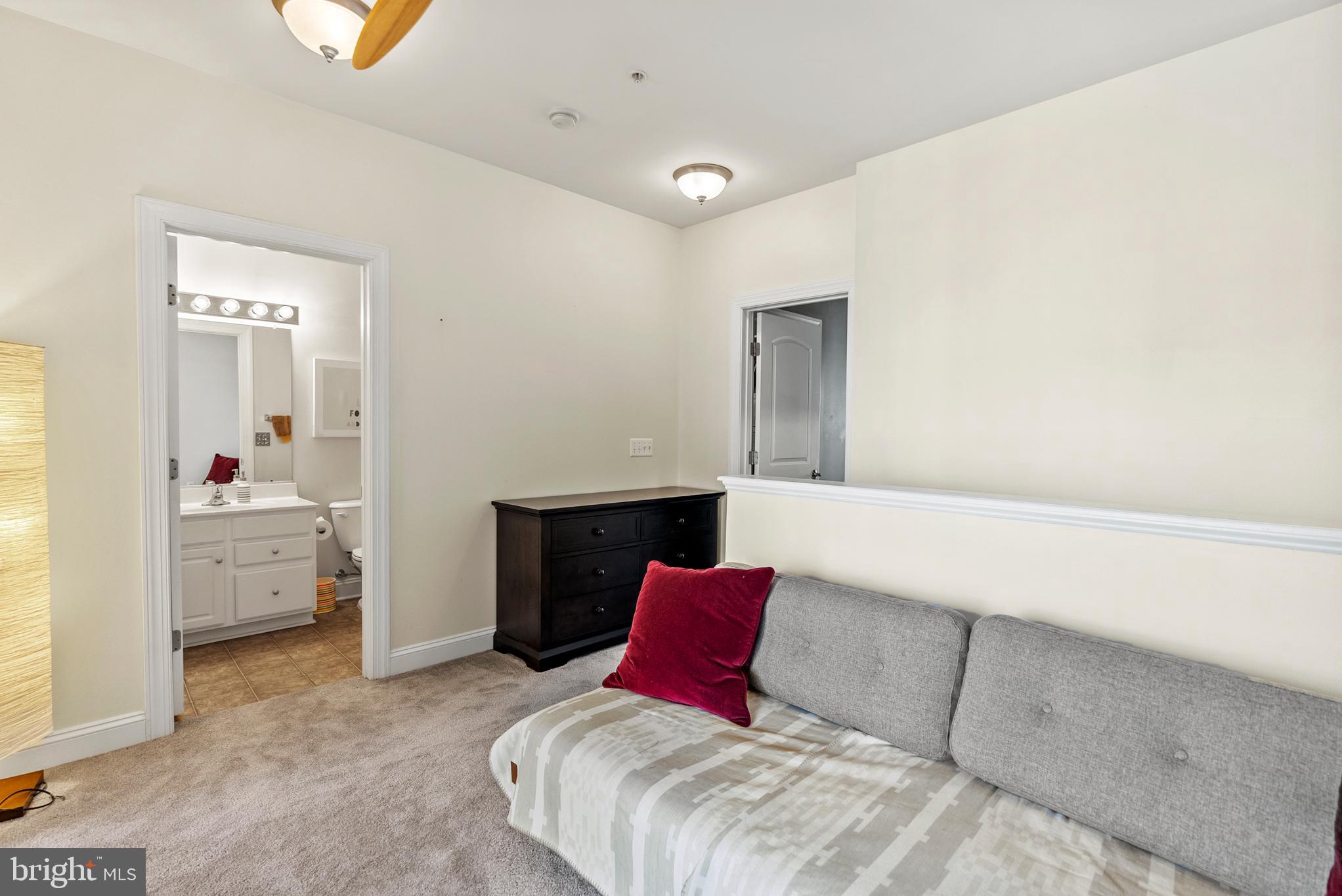 POTOMAC CLUB - Residential