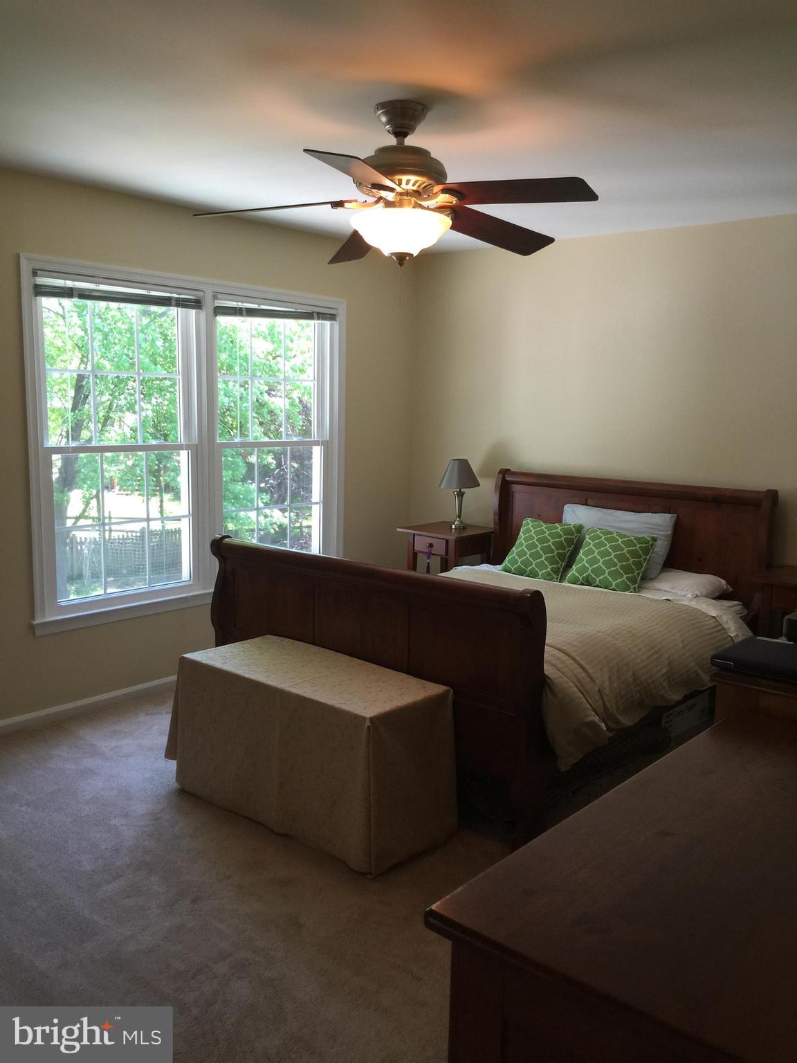 FOX MILL ESTATES - Residential Lease