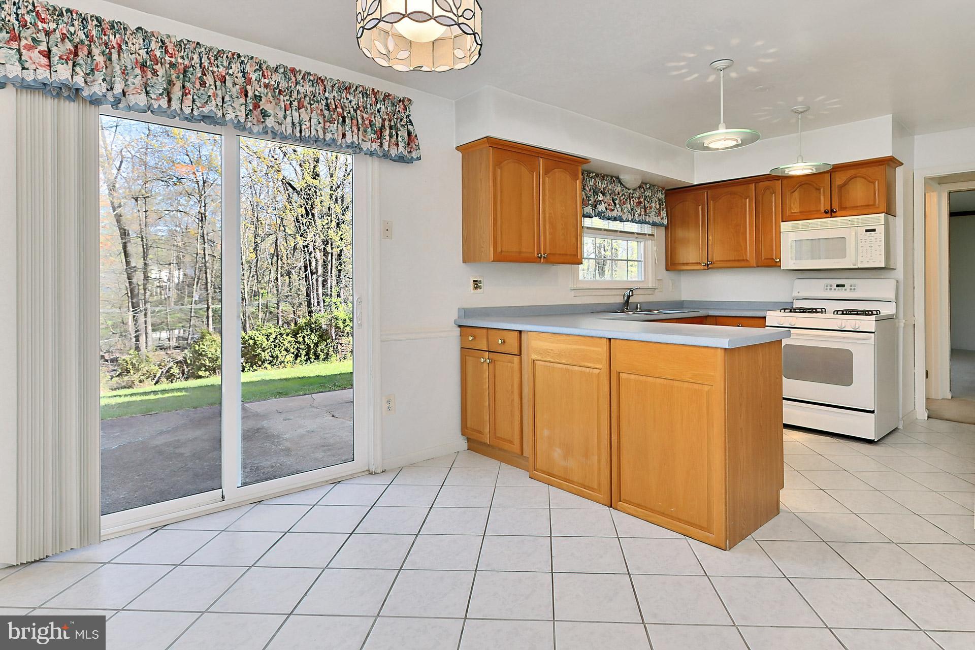 FRANKLIN FARM - Residential Lease