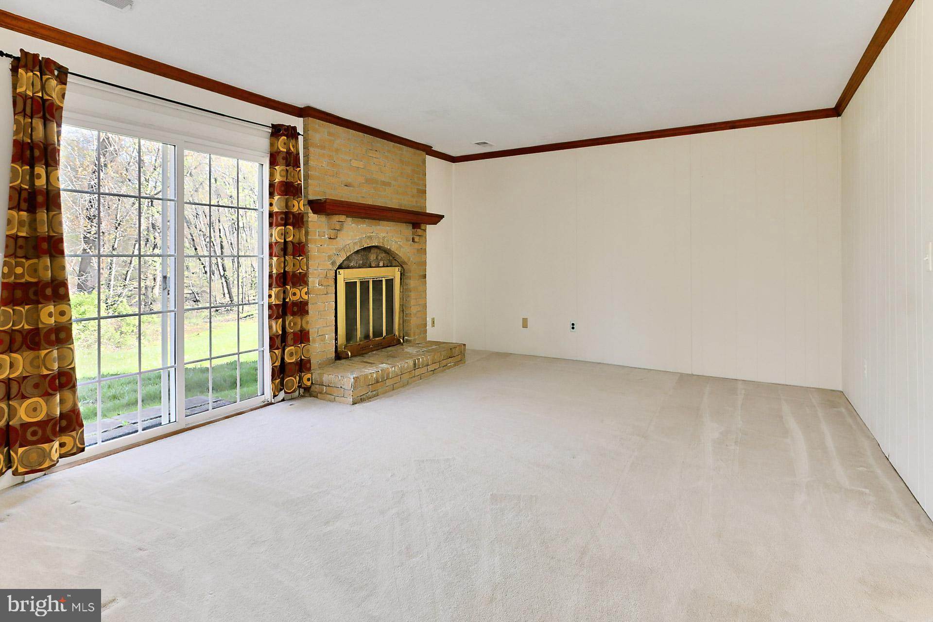 FRANKLIN FARM - Residential Lease