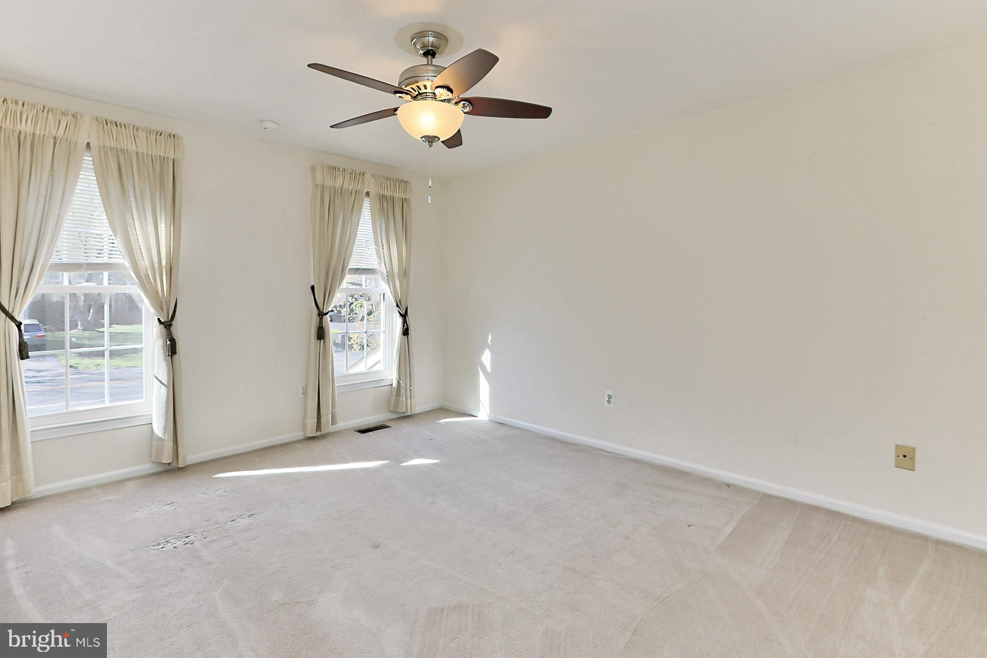 FRANKLIN FARM - Residential Lease