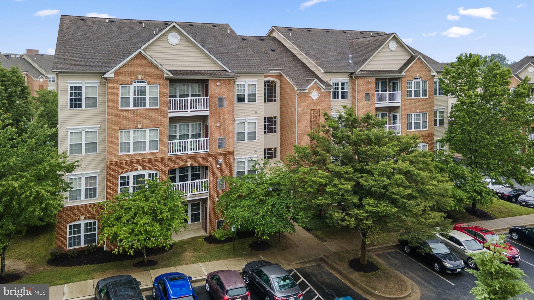 VILLAGE OF MILL RUN - Residential Lease